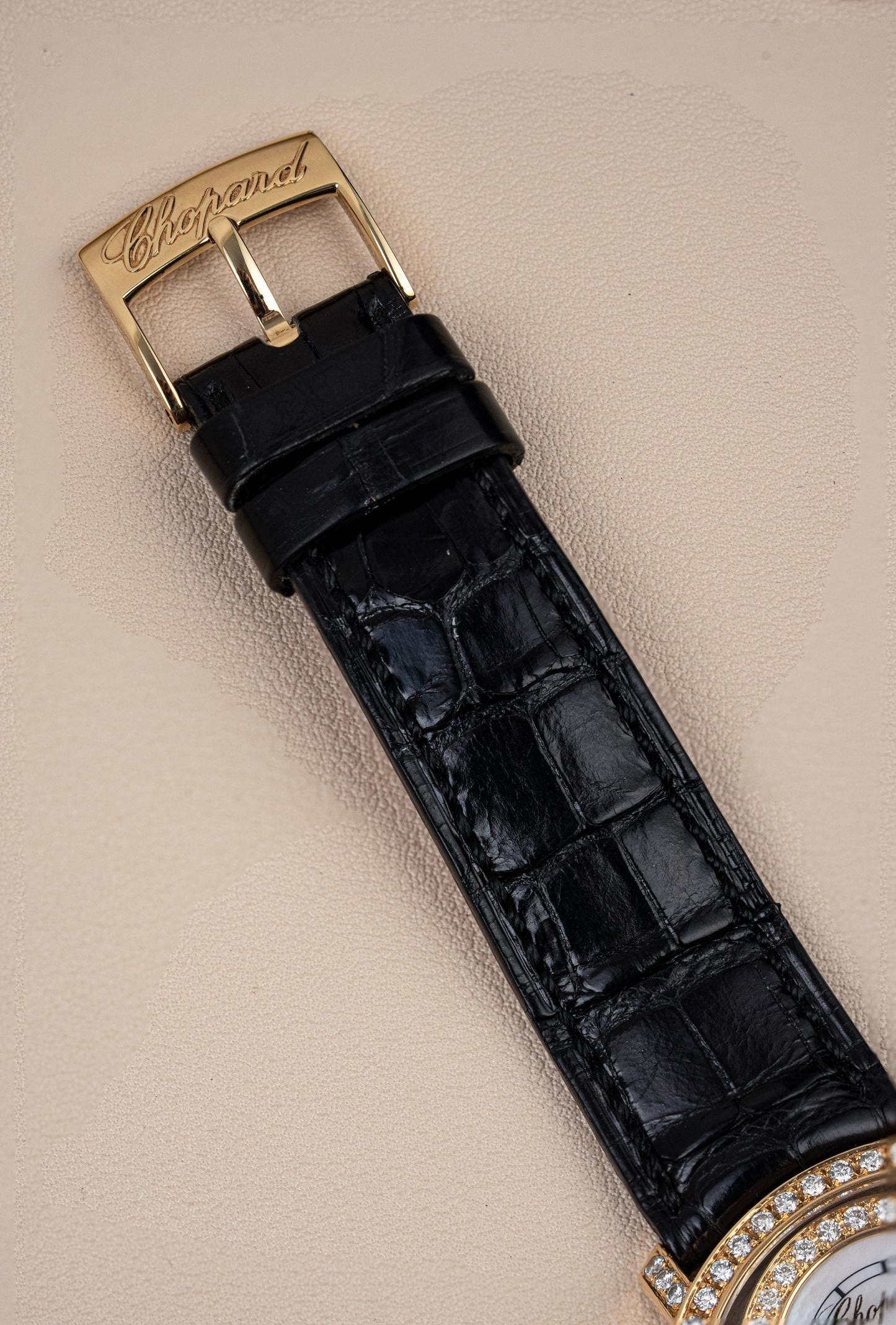 Chopard Happy Diamonds 36mm Mother of Pearl - Ref. 20/7230