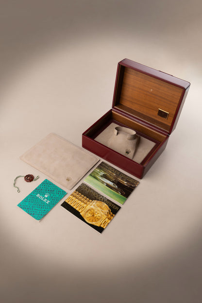 Rolex Day-Date 36mm Carousel Pavé Mother of Pearl - Ref. 18338