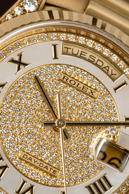 Rolex Day-Date 36mm Carousel Pavé Mother of Pearl - Ref. 18338