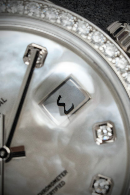 Rolex Day-Date 36mm Arabic Mother of Pearl - Ref. 118389