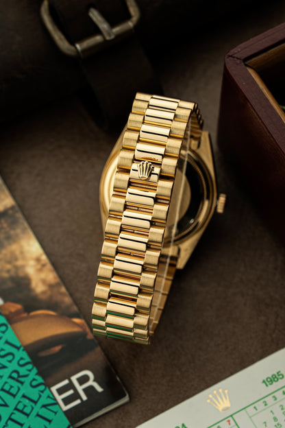 Rolex Day-Date 36mm Rare Factory Sapphire & Diamonds - Ref. 18148