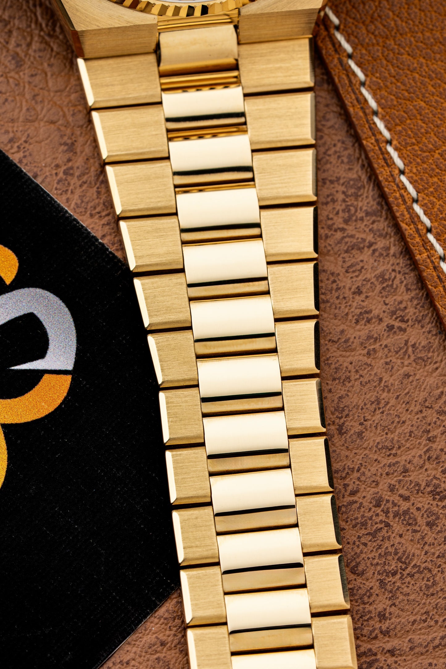 Rolex Day-Date Oysterquartz Burl Wood Diamond Dial - Ref. 19018