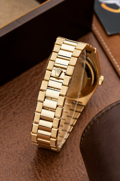 Rolex Day-Date Oysterquartz Burl Wood Diamond Dial - Ref. 19018