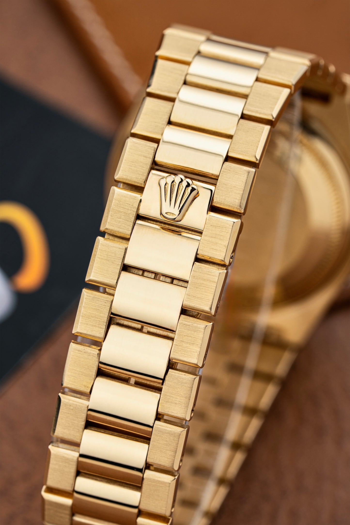 Rolex Day-Date Oysterquartz Burl Wood Diamond Dial - Ref. 19018