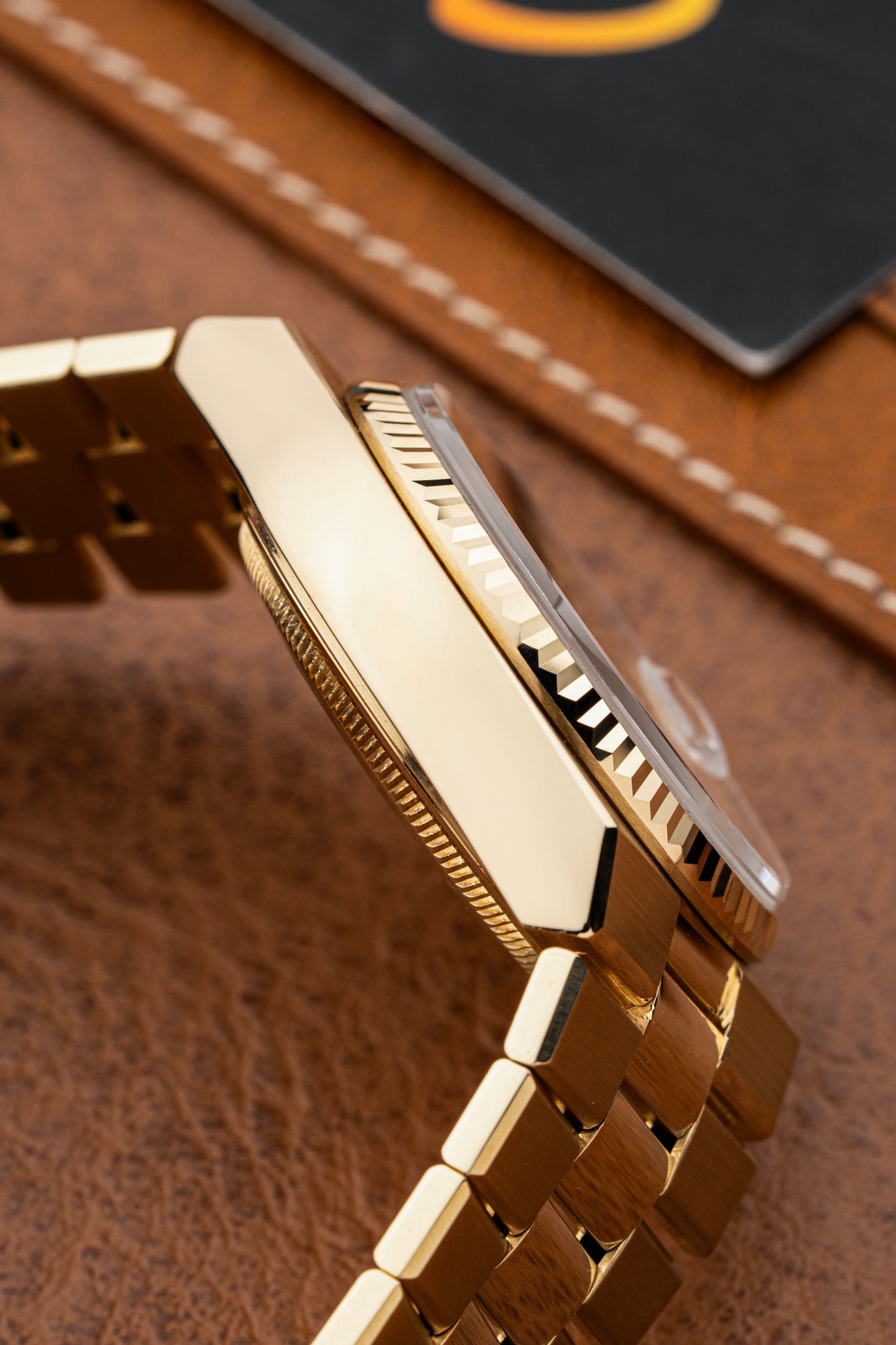 Rolex Day-Date Oysterquartz Burl Wood Diamond Dial - Ref. 19018