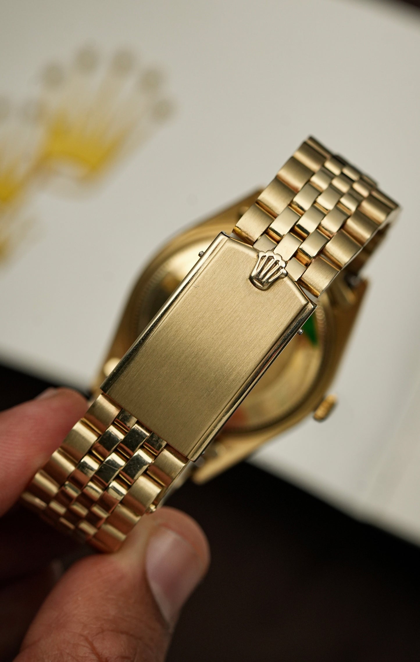 Oyster Perpetual Date 34mm Shantung Dial - Ref. 1501