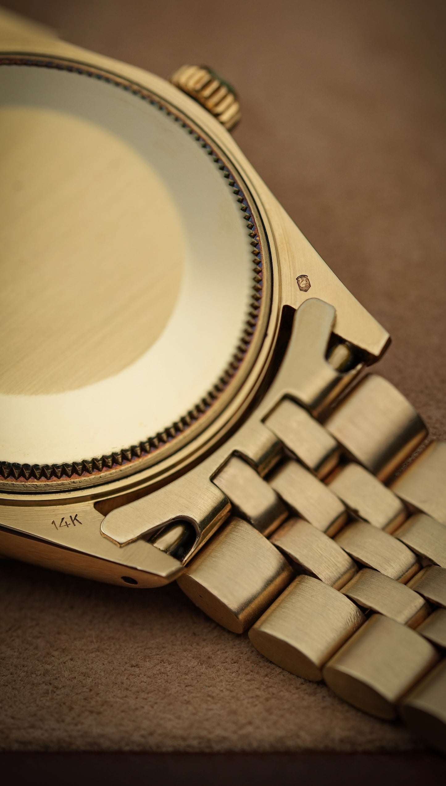 Oyster Perpetual Date 34mm Shantung Dial - Ref. 1501