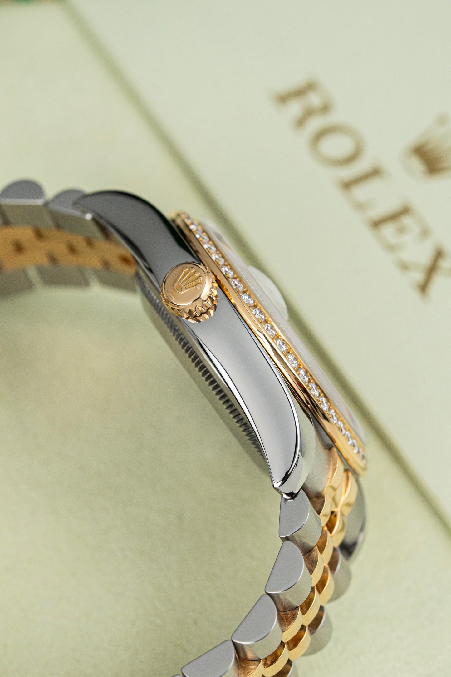 Rolex Datejust 36mm Factory Diamonds - Ref. 116243